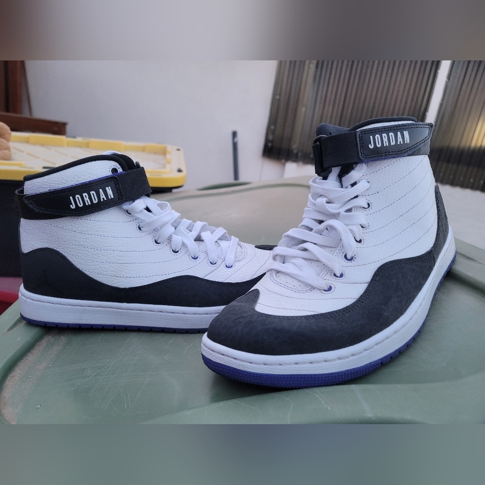 Jordan Sneakers